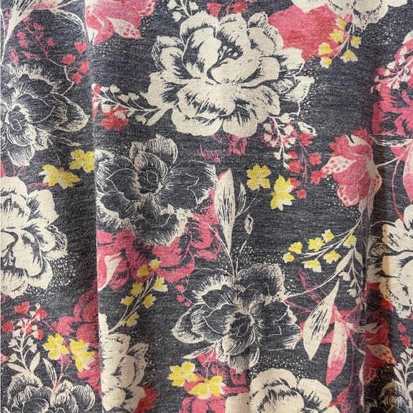 Torrid Top - Picture 3 of 3